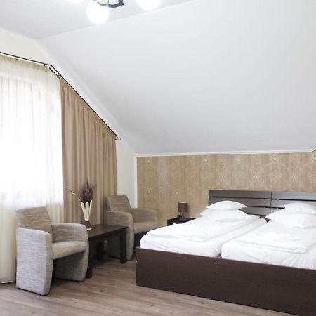 Hotel Rao Cluj-Napoca Extérieur photo