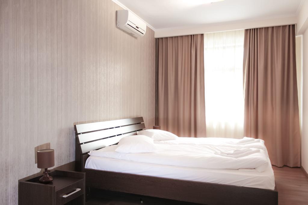 Hotel Rao Cluj-Napoca Extérieur photo