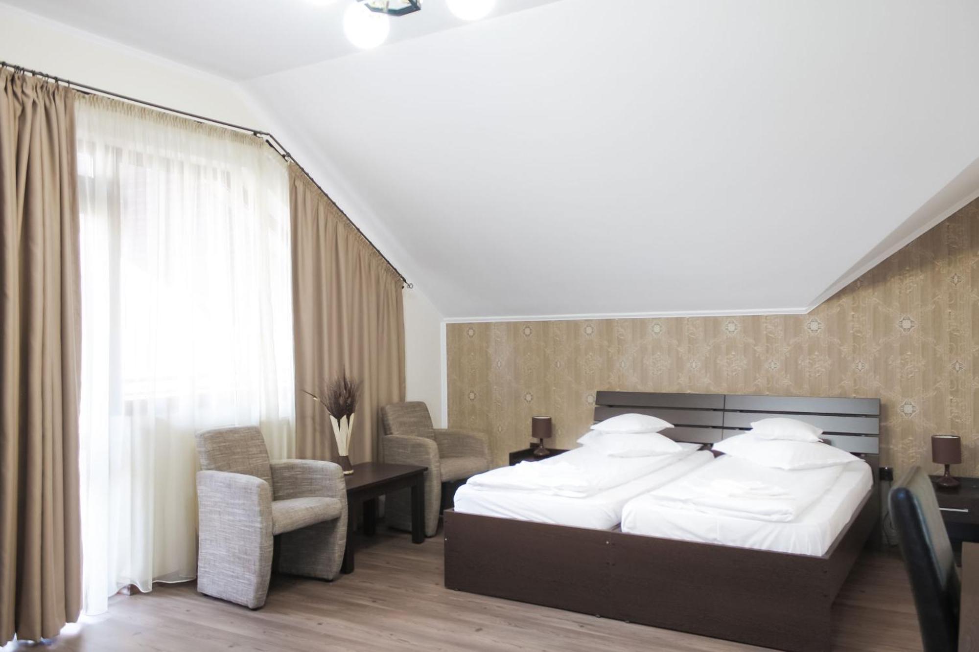 Hotel Rao Cluj-Napoca Extérieur photo