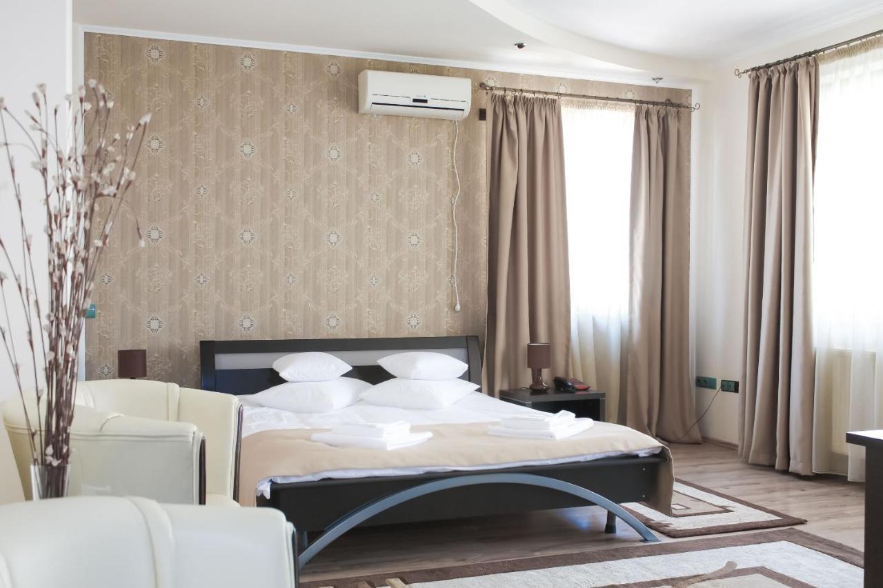 Hotel Rao Cluj-Napoca Extérieur photo